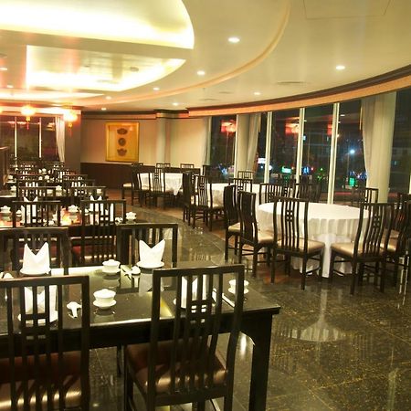 Jolly Suites&Spa Petkasem Haōhng Khēm Esterno foto